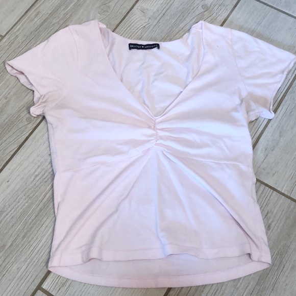 Brandy Melville Tops - 🚨 Light pink Gina!